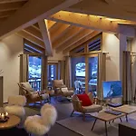 La Vue Luxury Living Апарт-готель 5*