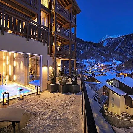 La Vue Luxury Living 5*