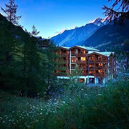 Apartmanhotel La Vue Luxury Living 5*