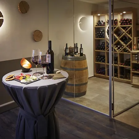 La Vue Luxury Living Apartmanhotel 5*