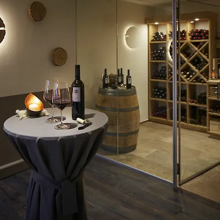 La Vue Luxury Living Aparthotel 5*