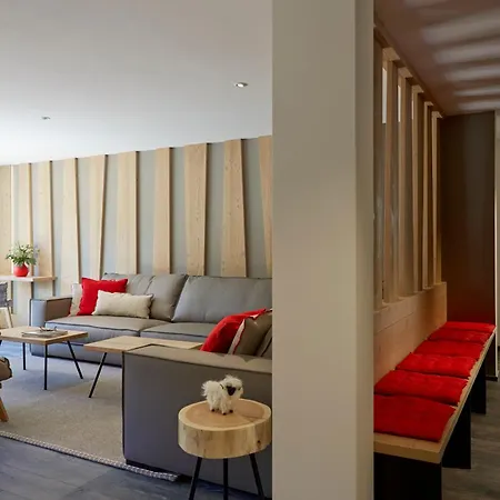 La Vue Luxury Living מלון דירות צרמט